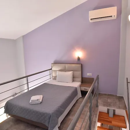 Thalassa * سكالا بوتامياس